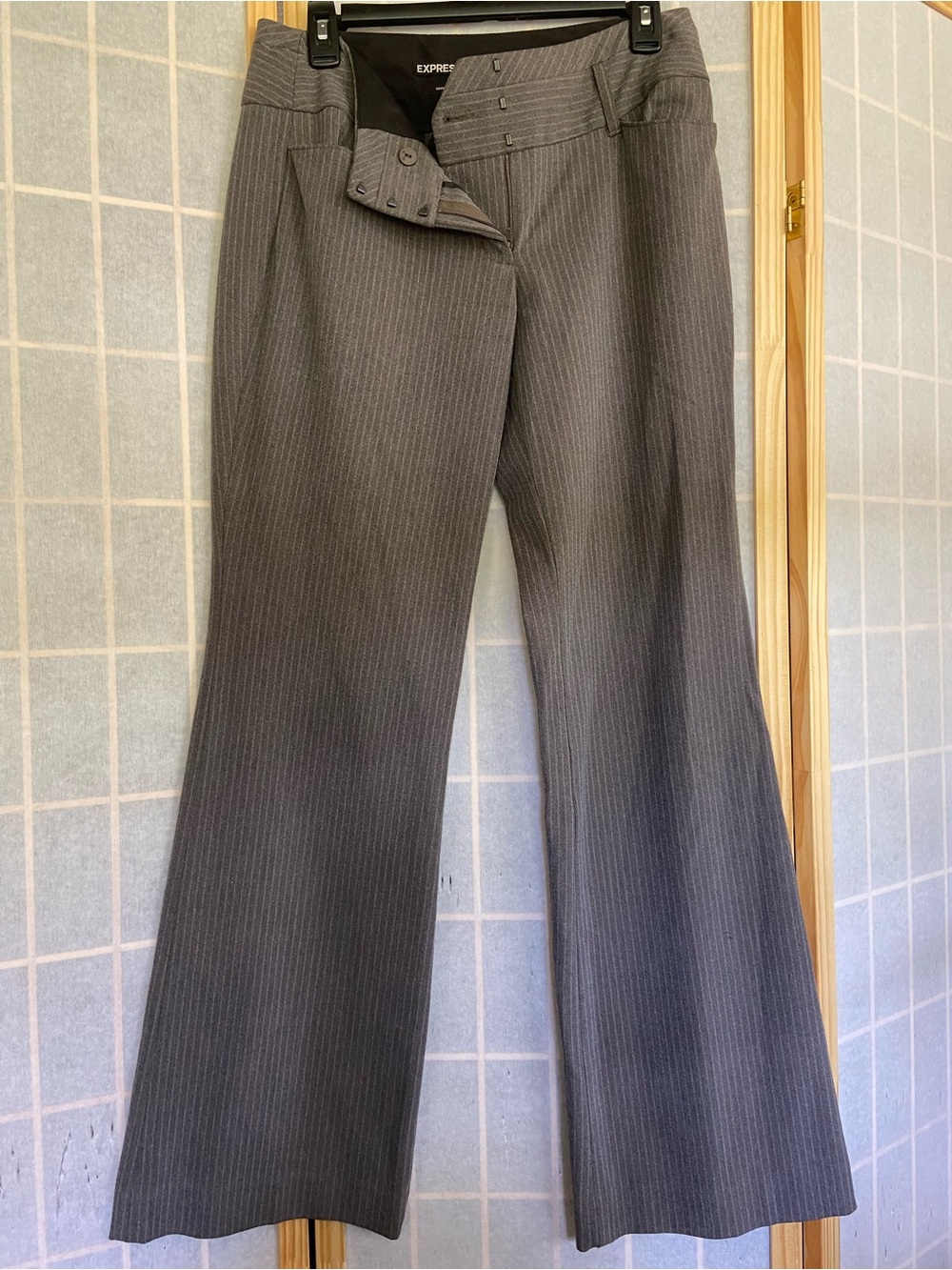 Express Grey Pinstripe Suit Pants (4R)